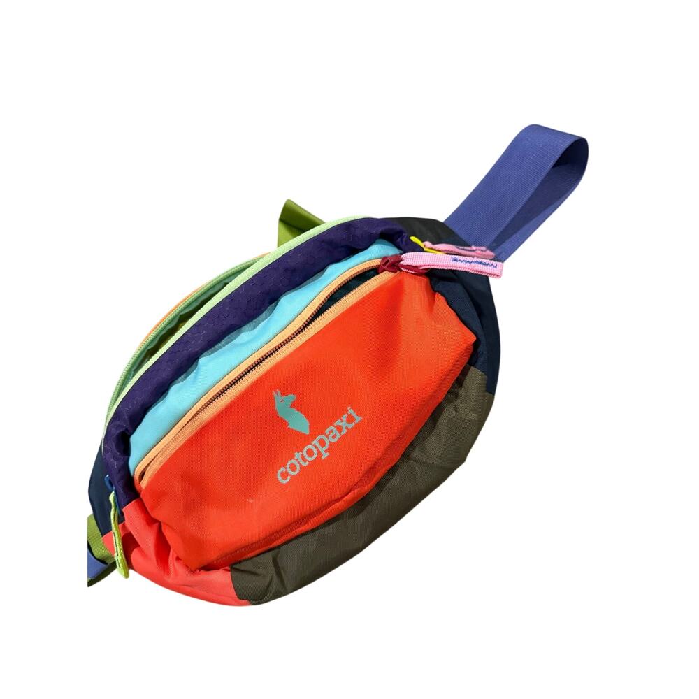 Cotopaxi Kapai Del Día hip pack in a unique multicolored design - Picture 2 of 5